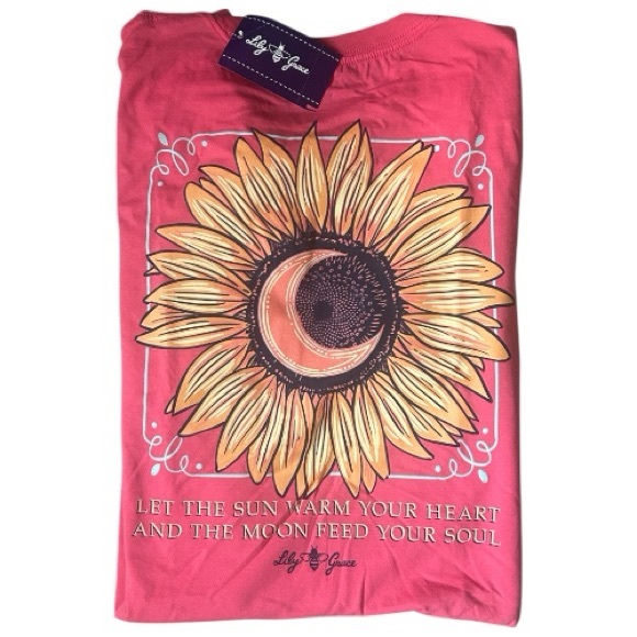 Lily Grace Sunflower & Crescent Moon Coral T-Shirt front chest pocket Nee L & XL - Picture 12 of 15